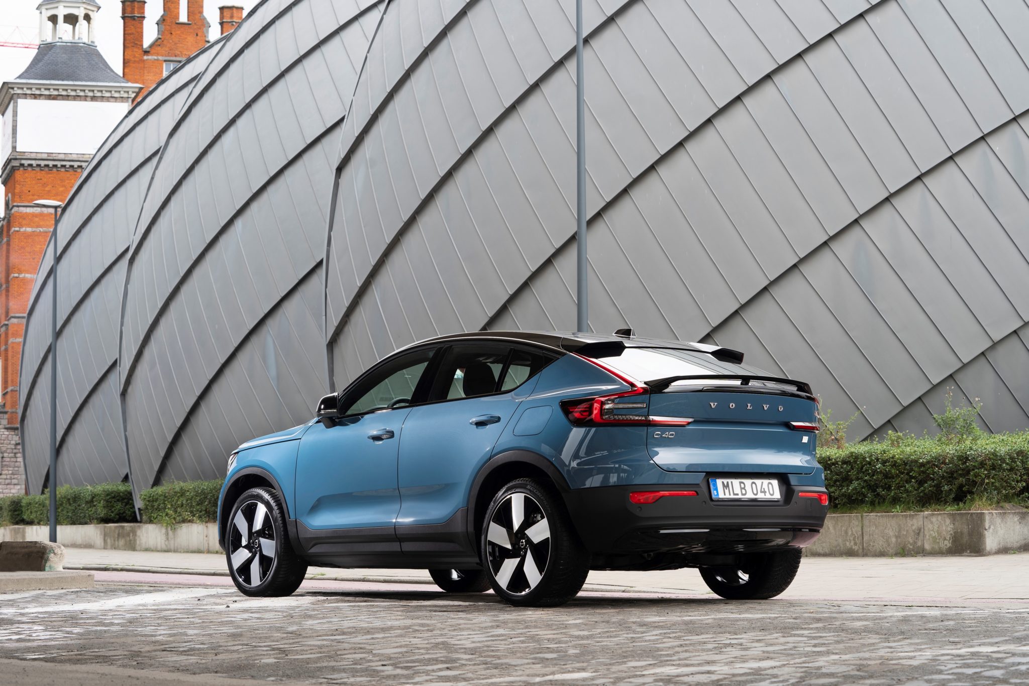 Volvo inicia a pré venda do elétrico C40 no Brasil confira o preço