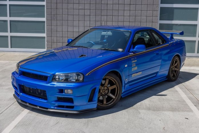 Nissan Skyline Gt R V Spec Ii Guiado Por Paul Walker Est Venda