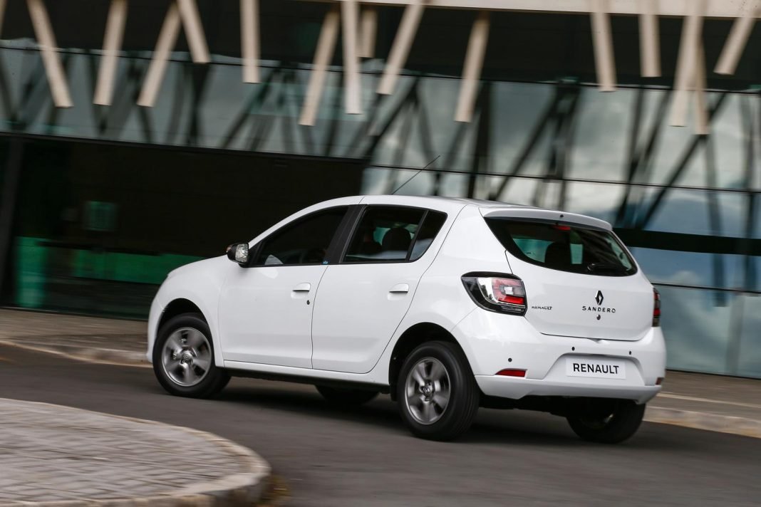 Sandero 1.0 ganha motor 3 cilindros e agora faz 14,2 km/l na cidade