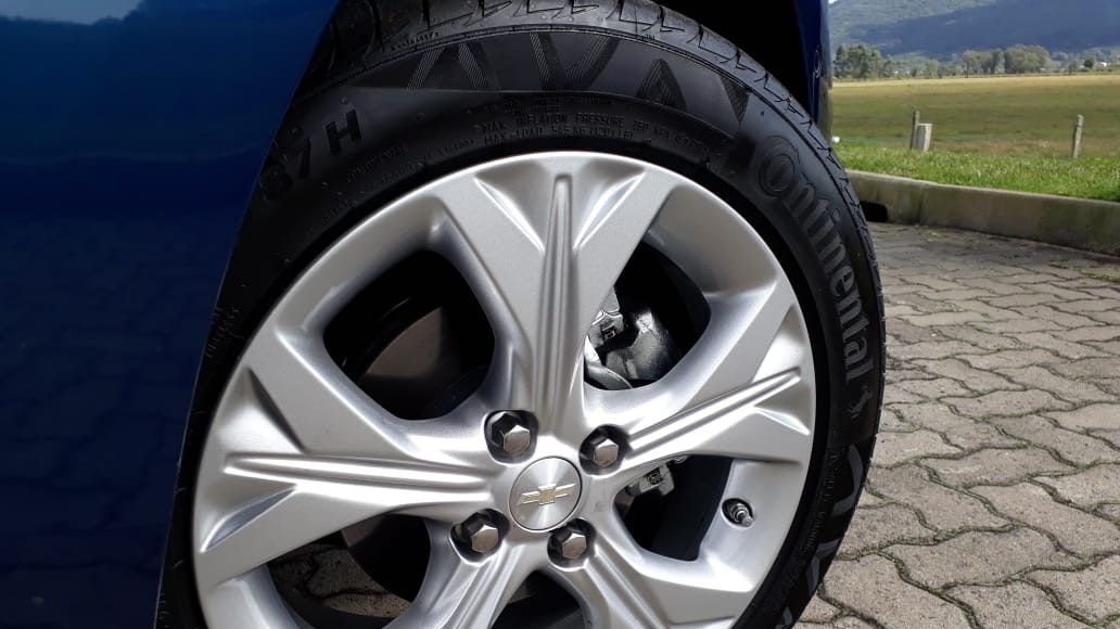 Chevrolet Onix Plus Premier