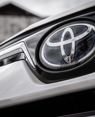 Toyota vai manter paralisação em fábricas até 22 de abril