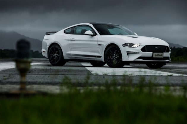 Ford Mustang Black Shadow (43)