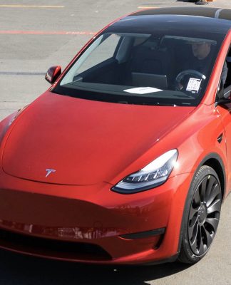 Com Model Y, Tesla atinge marca de 1 milhão de carros produzidos