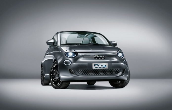 Novo Fiat 500 elétrico marca estreia da marca no segmento de carros com zero emissões
