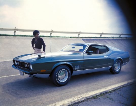 Ford Mustang Mach 1 1971 (3)