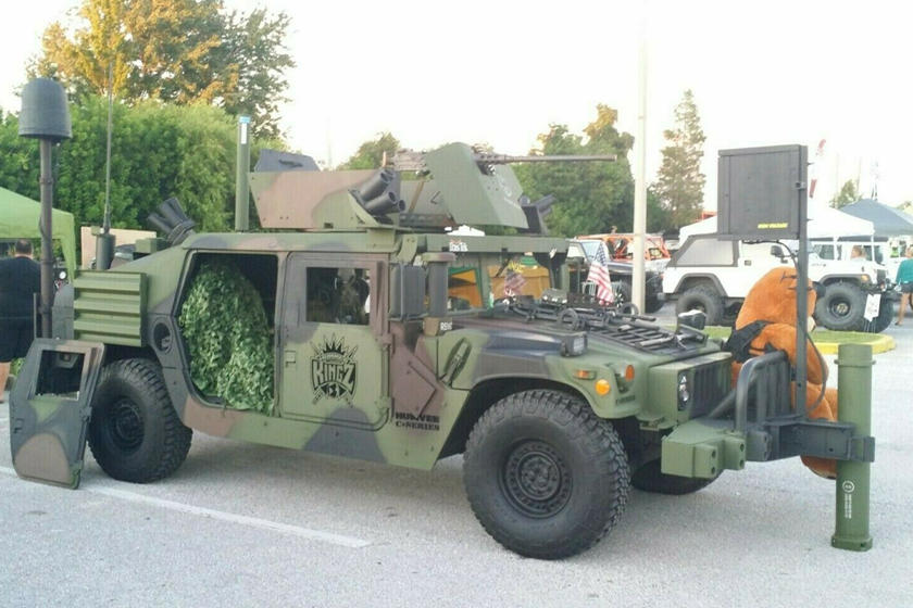 Humvee (1)