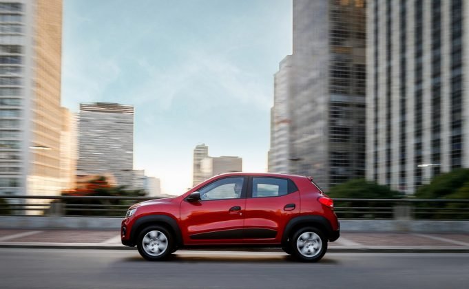 Renault reduziu o valor do Kwid e Sandero a preço de nota fiscal de fábrica em promoção