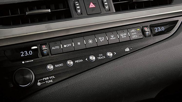 Lexus ES 300h