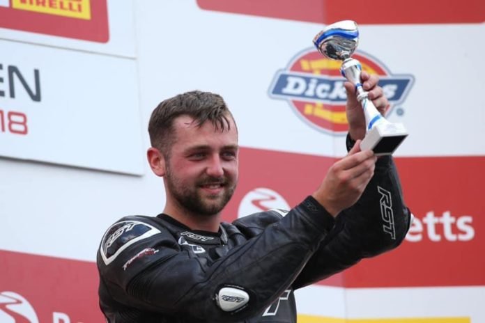 godfrey Ben Godfrey morreu apóis grave acidente de moto em DOnnington Park, o autórdromo que consagrou uma das melhores voltas de Ayrton Senna