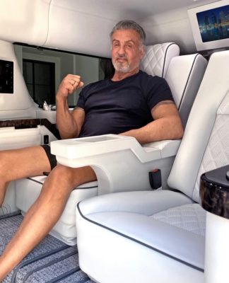 Stallone quer R$ 2 milhões em seu Cadillac Escalade novinho