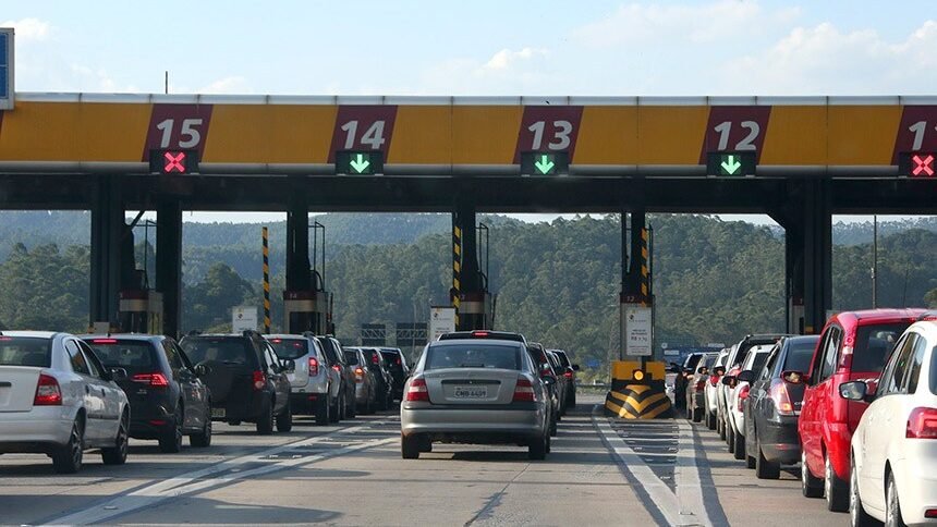 Senado aprovou nova lei do pedágio proporcional em que motorista pagaria apenas pelo trecho utilizado