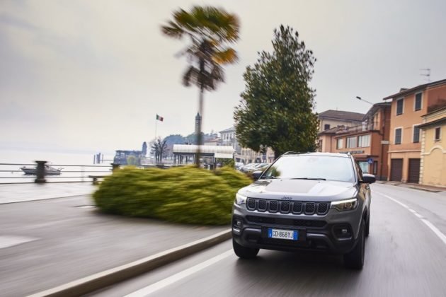 qrt-qrt-jeep-compass-e-0022-237224-800x533-1-630x420.jpg