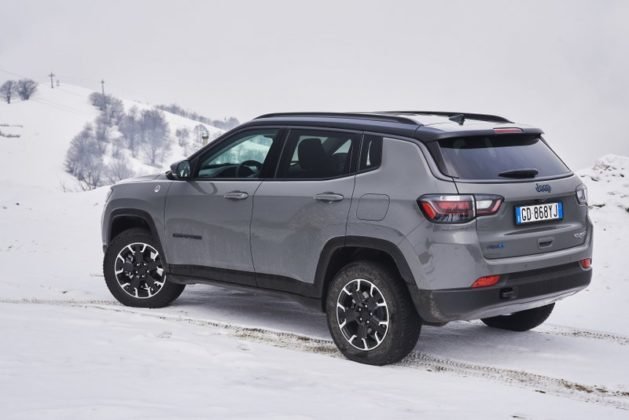 qrt-qrt-jeep-compass-e-0052-237257-800x534-1-629x420.jpg