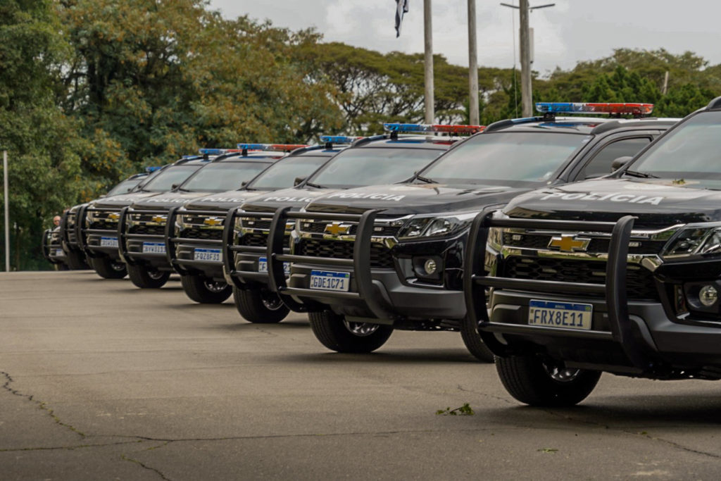 Dos 105 veículos, 37 serão destinados a unidades especializadas da Polícia Civil na capital