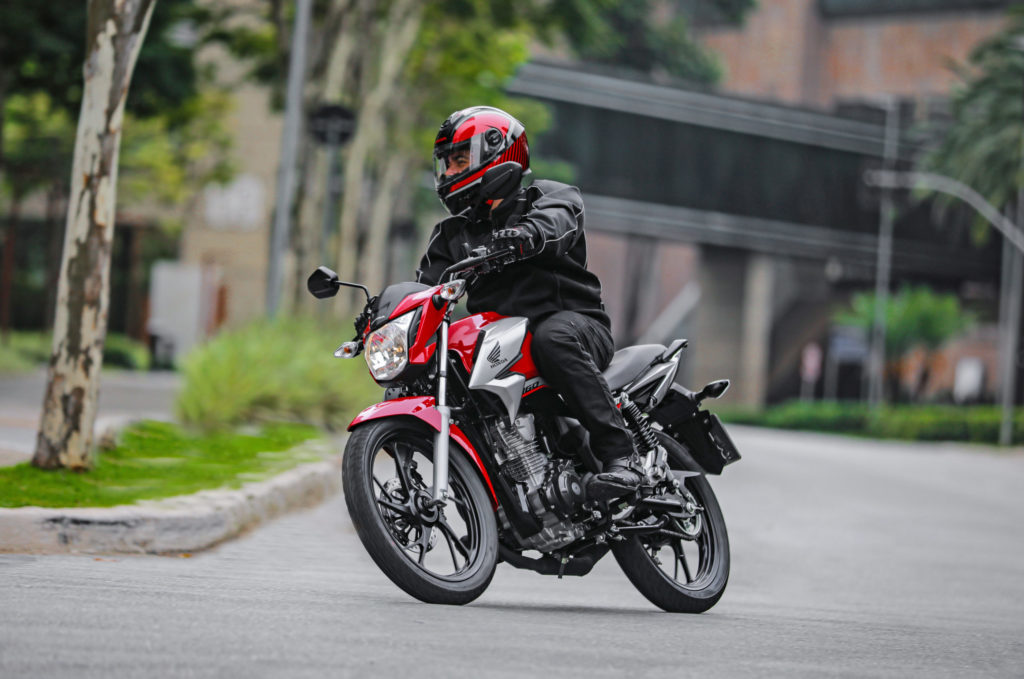 Veja as 10 motos esportivas mais vendidas no Brasil em 2022 - ISTOÉ  Independente