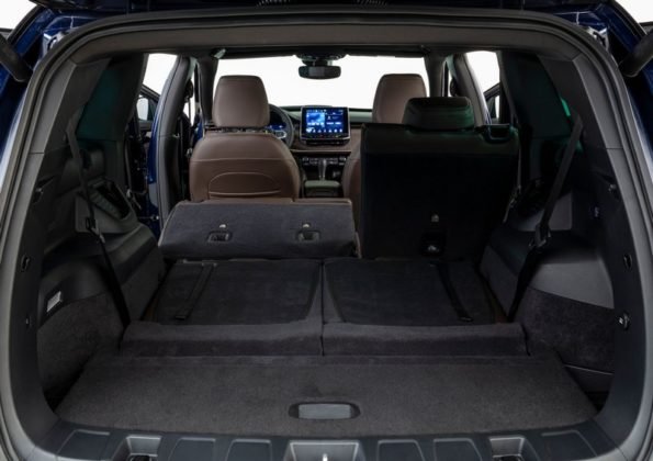 Jeep Commander Overland T270
