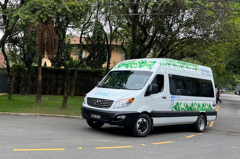 Misleading fort Hula hoop JAC Motors lança a primeira van de passageiros 100% elétrica no Brasil