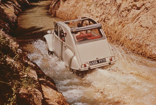 citroen-2cv-06-624x420.jpg