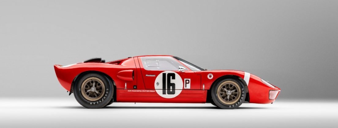 2022-ford-gt-alan-mann-heritage-edition-04-1104x420.jpeg