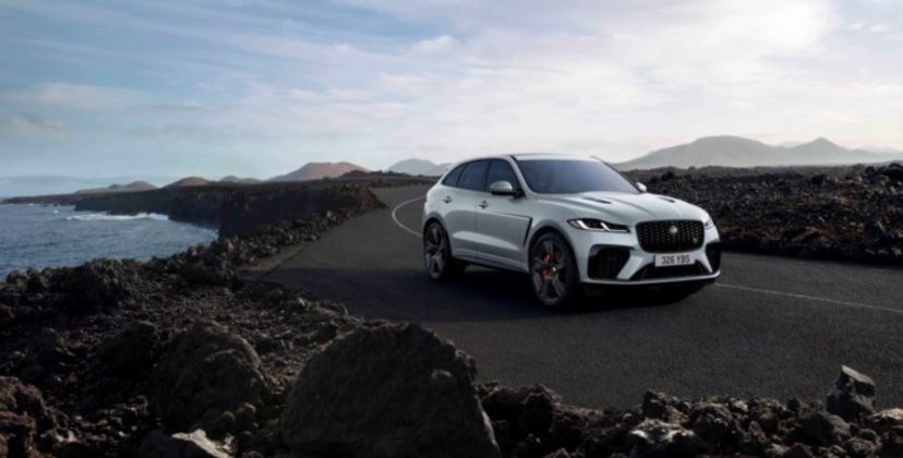 jaguar-f-pace-svr-22my-ionian-silver-com-black-pack-2-828x420.jpg