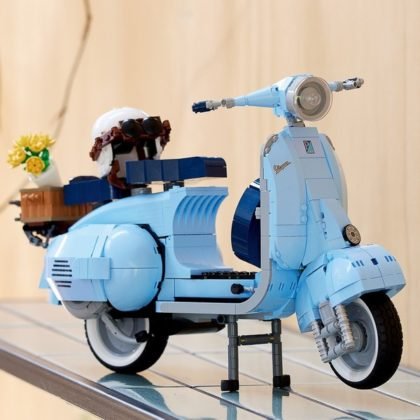 lego-vespa-3-420x420.jpg