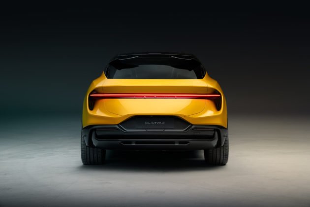 08-lotus-eletre-yellow-studio-rear-630x420.jpg
