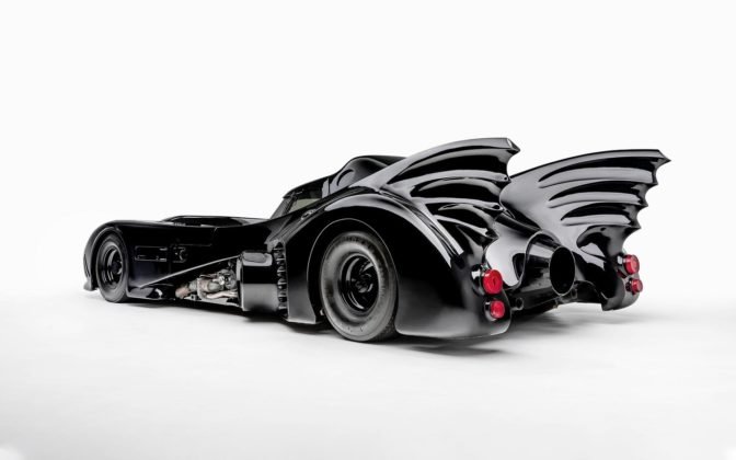 1989-batmobile-rearview-672x420.jpg
