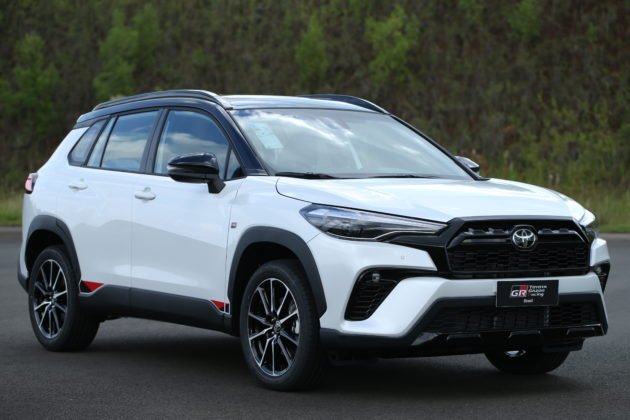 corolla-cross-gr-sport-9-630x420.jpg