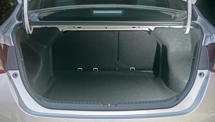 Toyota Yaris Sedan XS