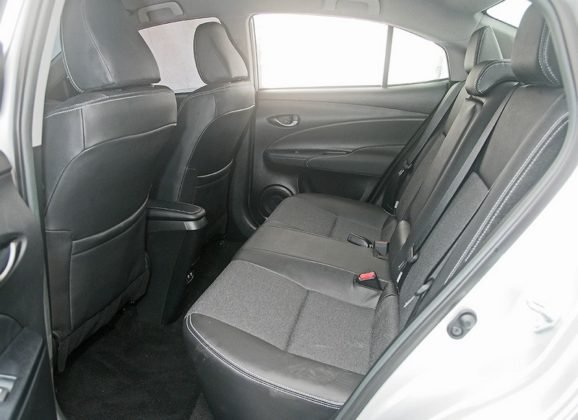 Toyota Yaris Sedan XS