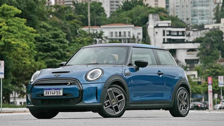 10-mini-cooper-se-747x420.jpg