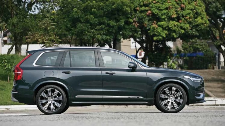 12-volvo-xc90-hibrido-inscription-747x420.jpg