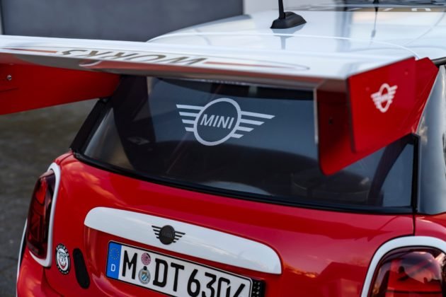 p90458458-lowres-mini-john-cooper-wor-630x420.jpg