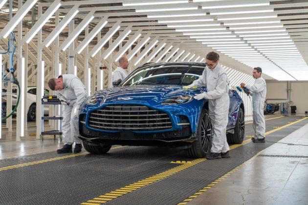 407367-1014719-aston-martin-dbx707-first-customer-car-complete-5-630x420.jpg
