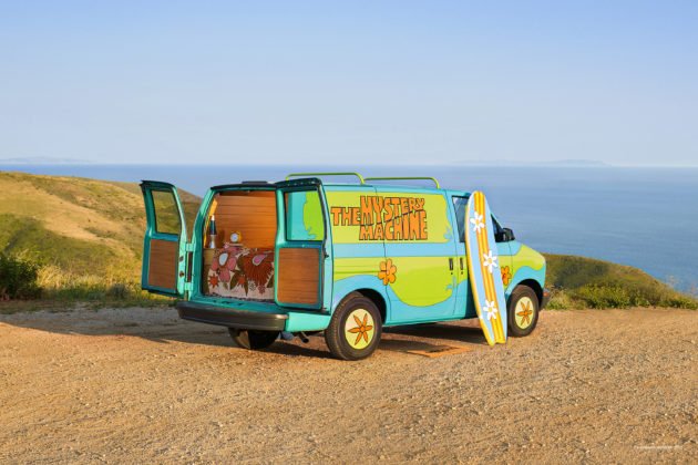 mystery-machine-airbnb-01-exterior-van-credit-hogwash-studios-1-630x420.jpg