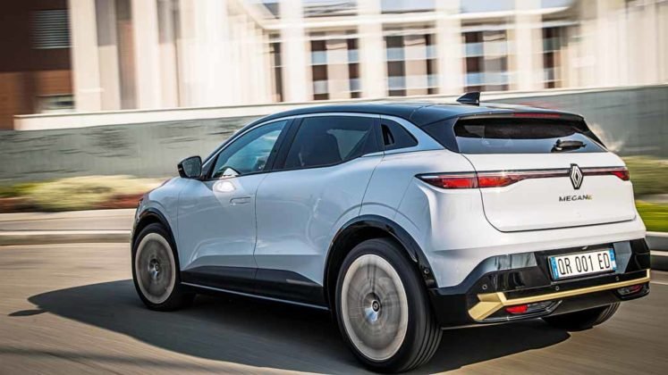 01-renault-megane-e-tech-ev60-iconic-747x420.jpg