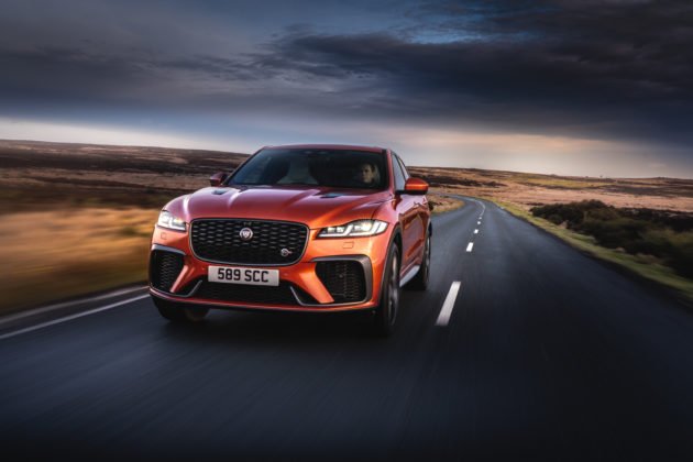 1-jaguar-f-pace-svr-visao-frontal-estrada-630x420.jpg