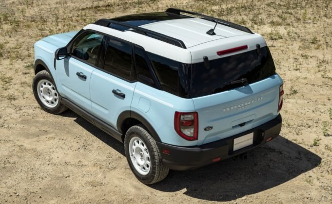 2023-bronco-sport-heritage-edition-robins-egg-blue-02-681x420.jpeg