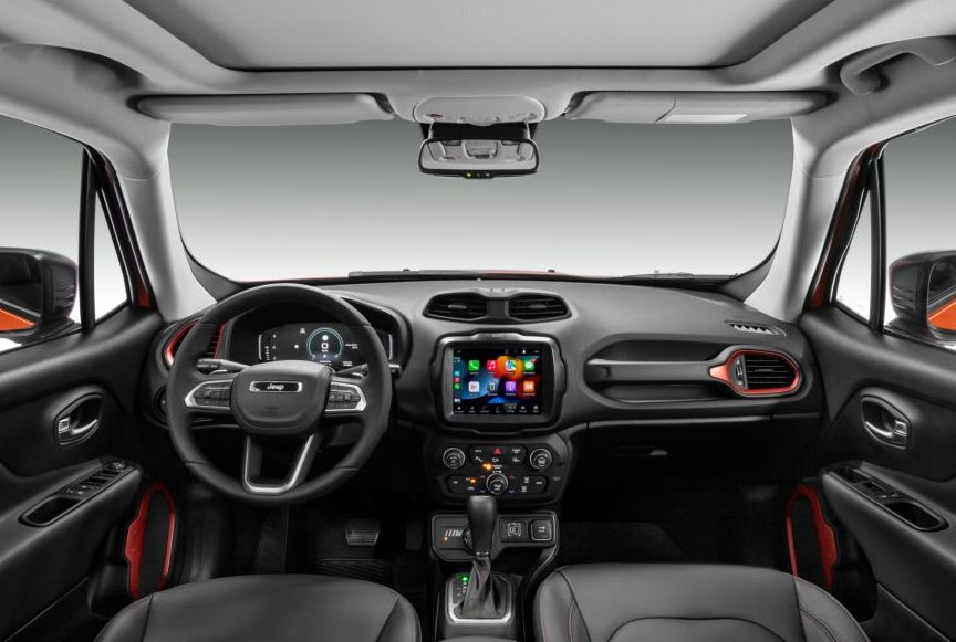 Jeep Renegade 2023 ganha tecnologia na cabine; veja preços e versões