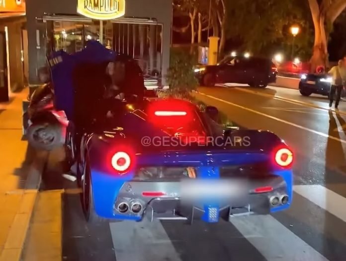Manobrista bate Ferrari LaFerrari; assista ao vídeo - Motor Show