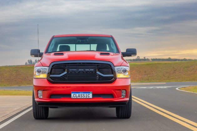 ram-classic-laramie-night-edition17-630799fa3fe40-630x420.jpeg