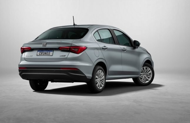 fiat-cronos-drive-10-mt-19-646x420.jpg