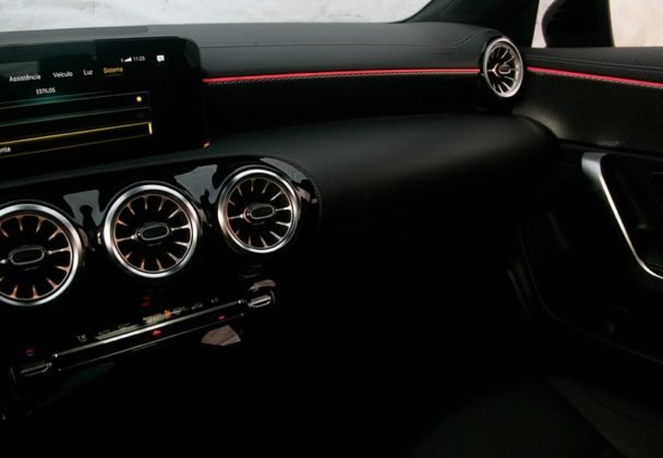 mercedes-benz-cla-250-26-608x420.jpg