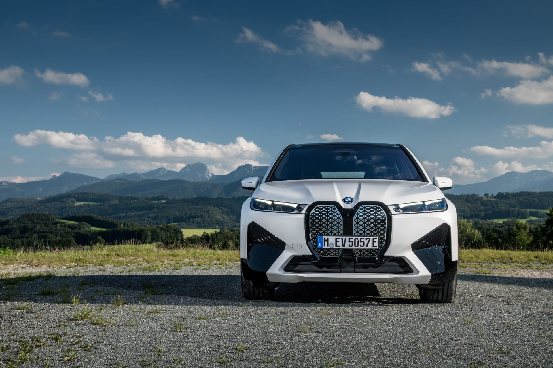 BMW iX: quanto custa assinar o SUV elétrico? - Motor Show