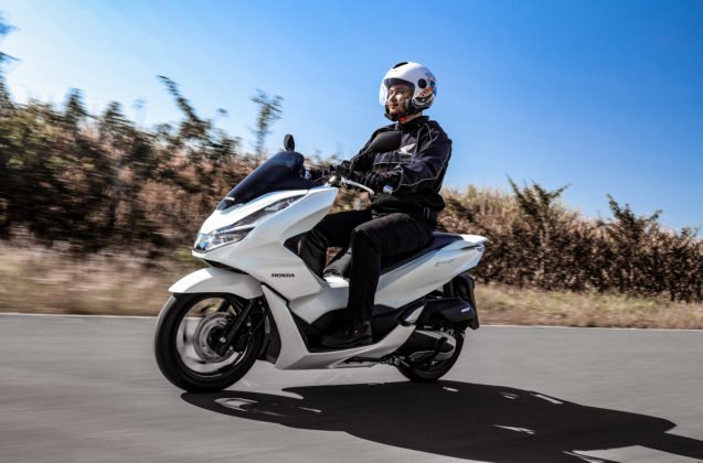 pcx-160-mov-35-637x420.jpg
