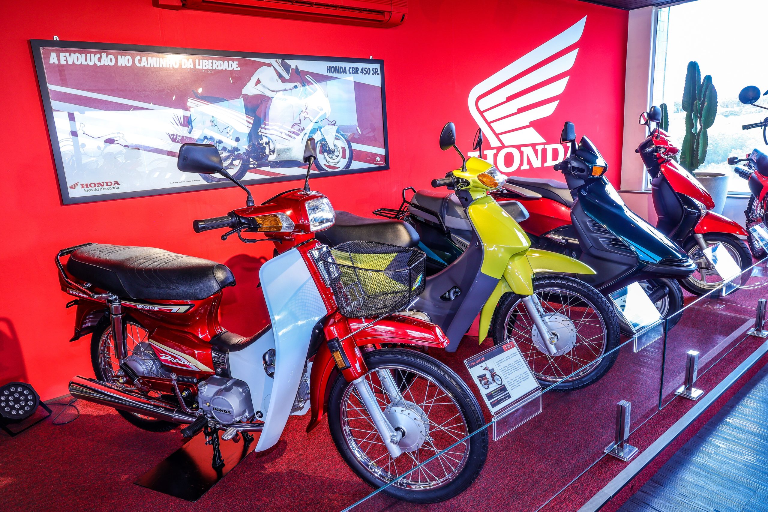 Honda Motos  Modelos 0km com as Asas da Liberdade
