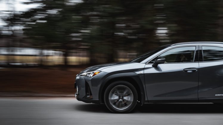 lexusux250h-mar2020-sb-33-748x420.jpg