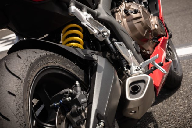 honda-cbr-650r-2023-detalhe-23-630x420.jpg