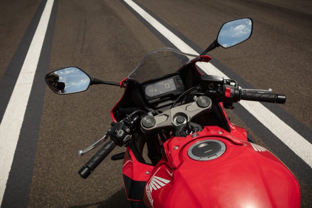honda-cbr-650r-2023-detalhe-28-630x420.jpg