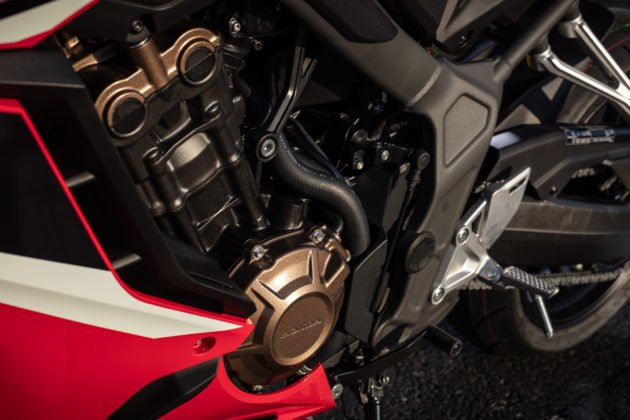 honda-cbr-650r-2023-detalhes-2-630x420.jpg